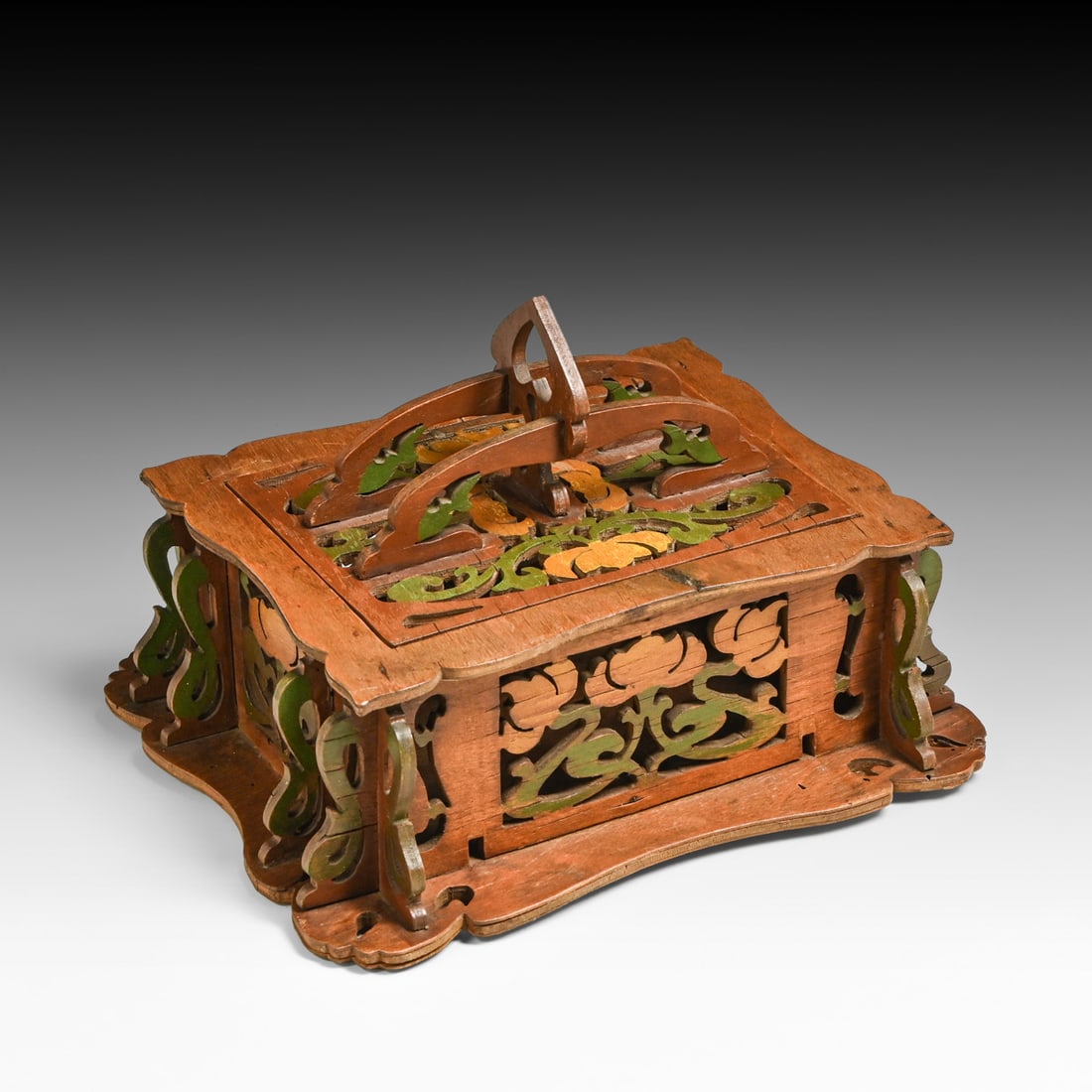 Arts & Crafts Pyrography Cutout Humidor Box c1910 (1 of 6)