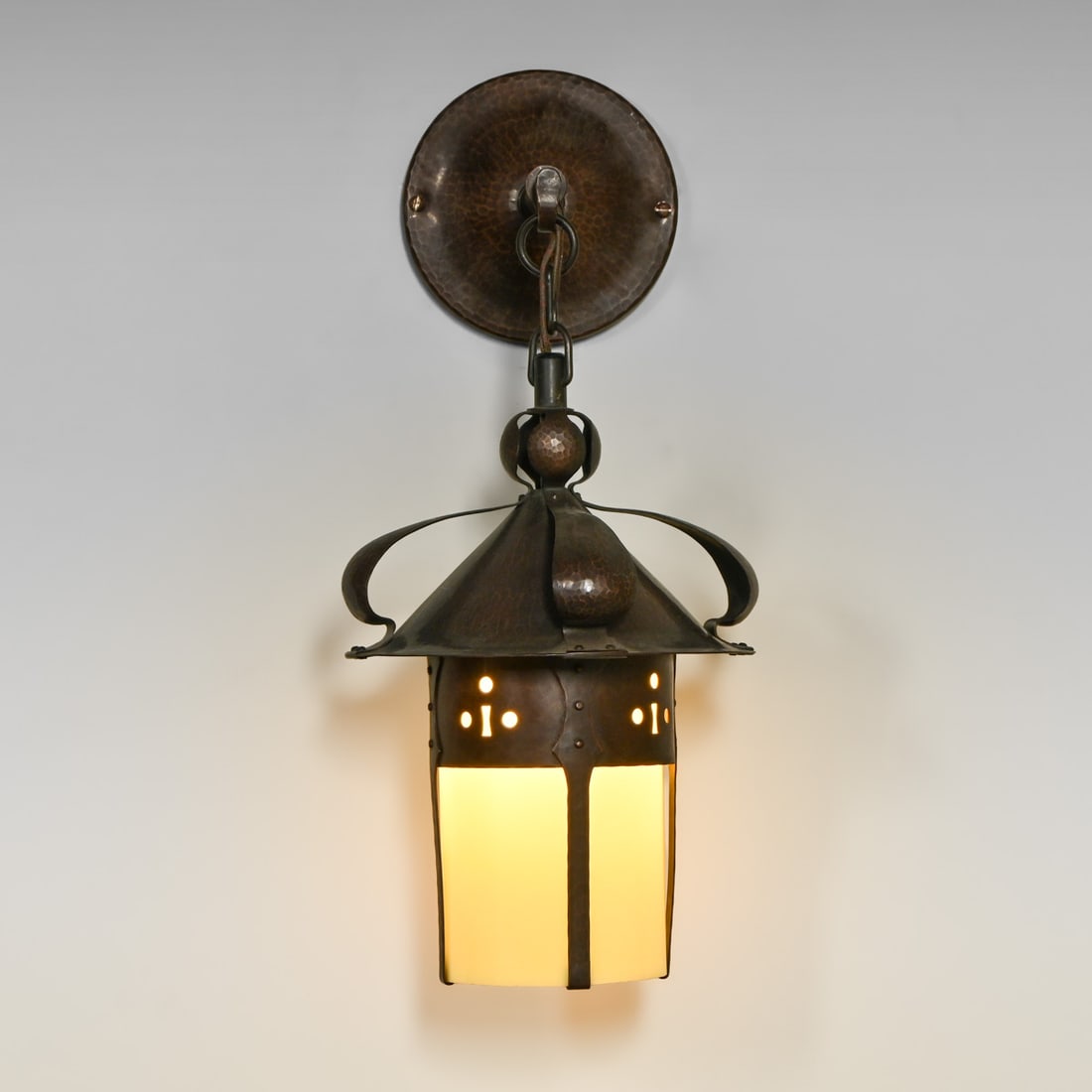 Michael Adams Aurora Studios Hammered Copper Wall Sconce c1990s (1 of 8)