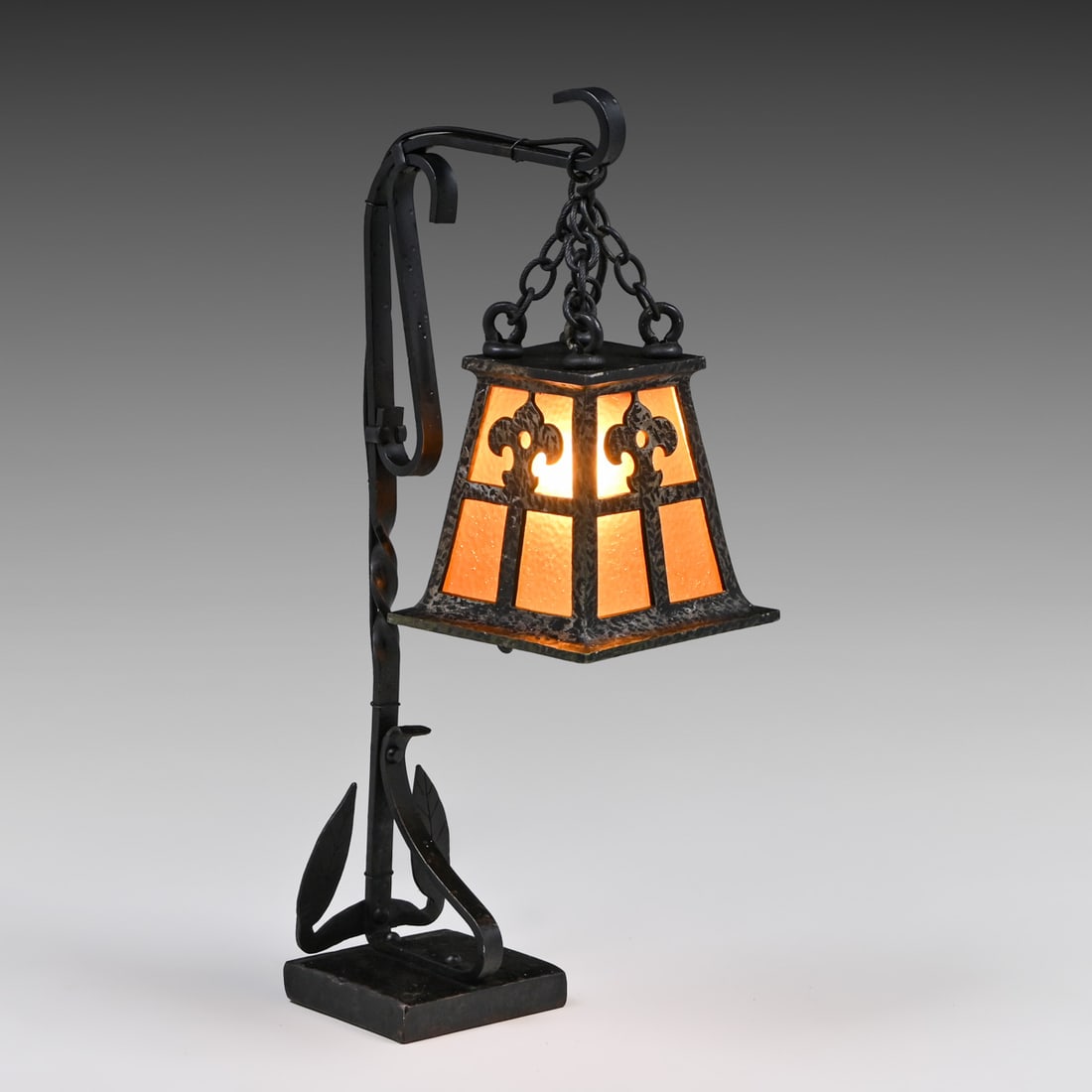Gothic Revival Arts & Crafts Hand-Wrought Iron Fleur-de-Lis Lantern Hanging Desk Lamp c1920 (1 of 8)
