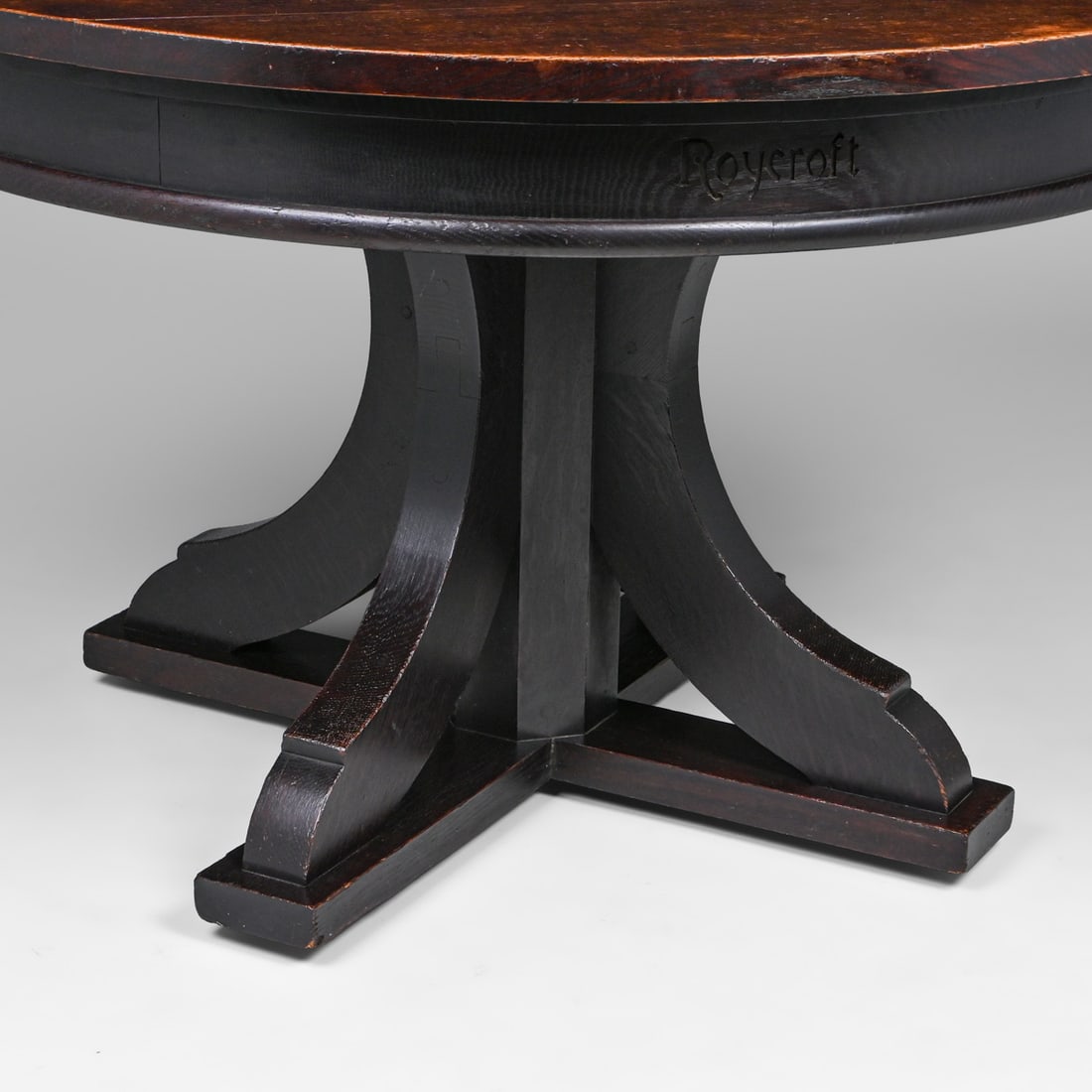 Roycroft Oak Pedestal Dining Table c1910 - 5