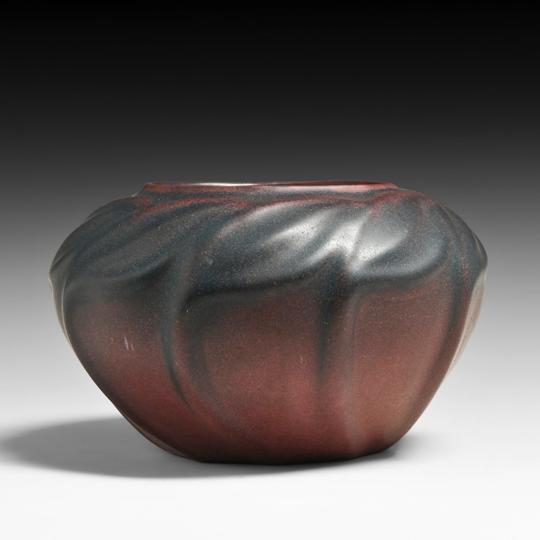 Van Briggle #510 Dark Mulberry Matte Galzed Vase c1908-1911: Van Briggle #510 Dark Mulberry Matte Galzed Vase c1908-1911. Signed. Perfect condition. 7.5"d x 4.5"h FREE NATIONWIDE SHIPPING Free Nationwide Shipping within the lower 48 states for all purchases at 