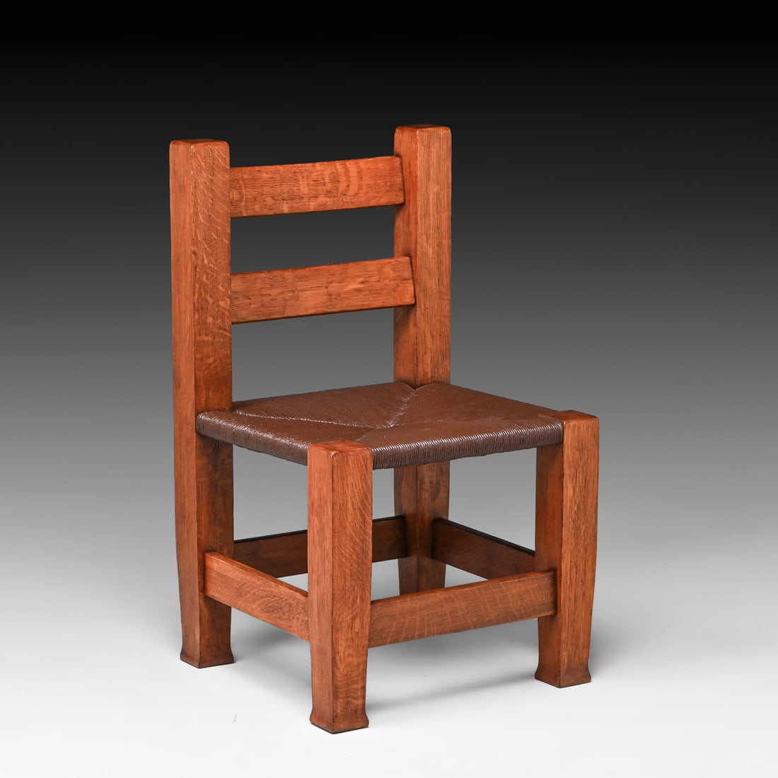 Early Michigan Chair Co Bernard Maybeck Designed Side Chair c1898: Early Michigan Chair Co Bernard Maybeck Designed Side Chair c1898. Designed by Maybeck and made by Michigan Chair Co. Excellent original finish and perfectly rewoven new rush seats. Unsigned. 36?h x
