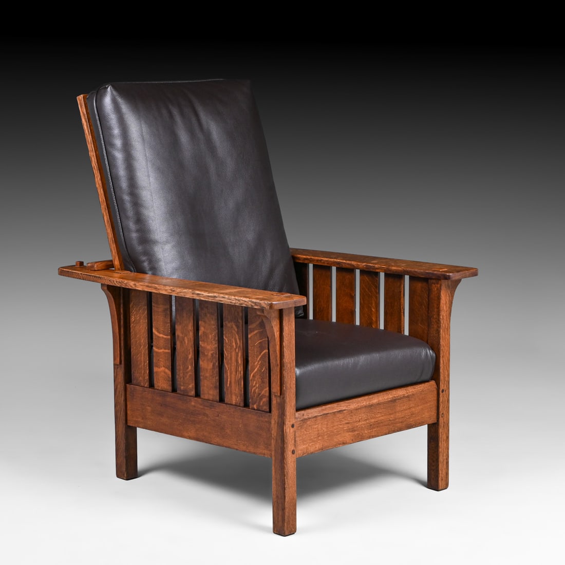 L&JG Stickley #471 Slatted Morris Chair c1908-1911: L&JG Stickley #471 Slatted Morris Chair c1908-1911. Signed. Excellent original finish. Rock solid sturdy. 43"h x 32"w x 35"d FREE NATIONWIDE SHIPPING Free Nationwide Shipping within the lower 48 state