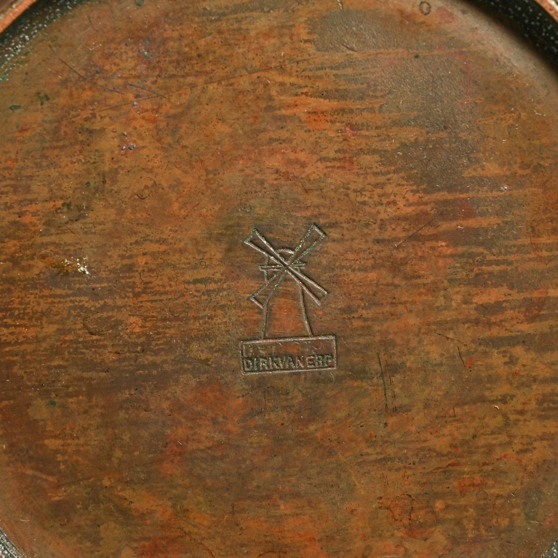 Dirk van Erp Hammered Copper Vase c1911-1912 - 4