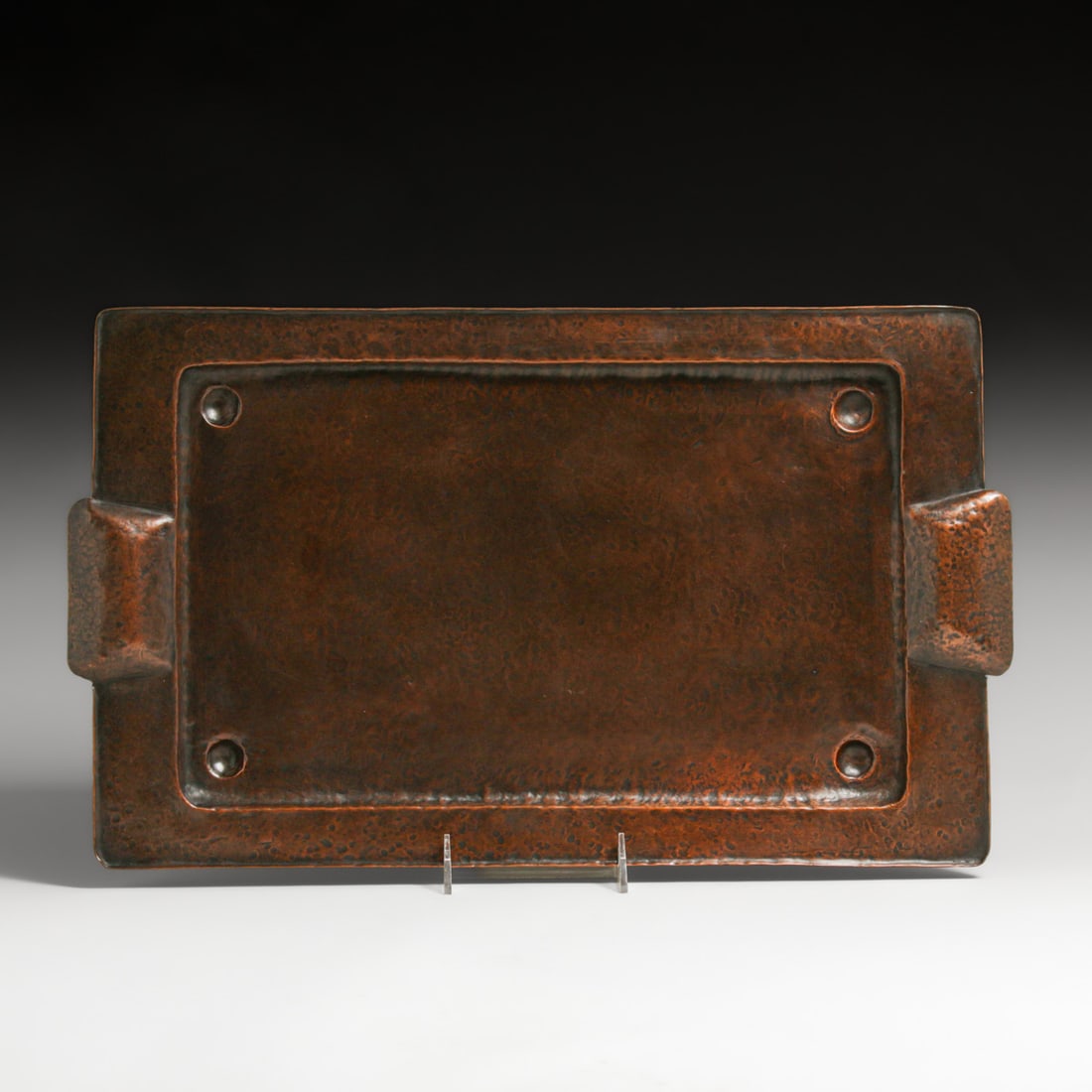 Arts & Crafts Period Hammered Copper Two-Handled Serving Tray c1910: Arts & Crafts Period Hammered Copper Two-Handled Serving Tray c1910. Unsigned. Excellent new patina. Extremely well made. 10.25"h x 6"d FREE NATIONWIDE SHIPPING Free Nationwide Shipping within the