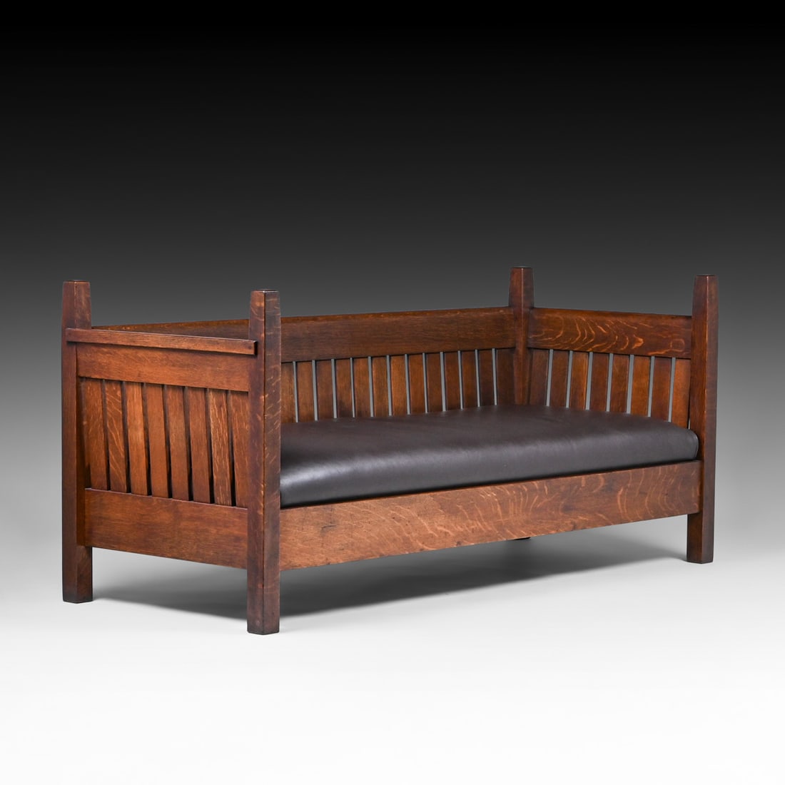 Gustav Stickley #222 Oak Pencil-Post Evenarm Settle c1907 - 3