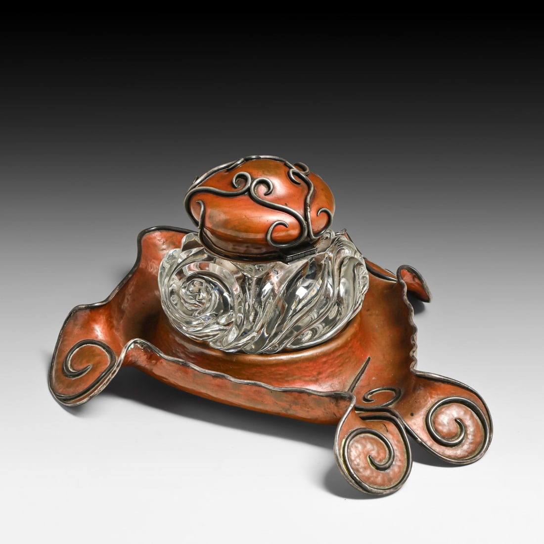 Joseph Heinrichs Hammered Copper & Silver Inkwell & Tray c1905: Joseph Heinrichs Hammered Copper & Silver Inkwell & Tray c1905. Heinrichs signed these pieces with the "Sterling and Other Metals" and made these pieces for other retailers. Excellent original