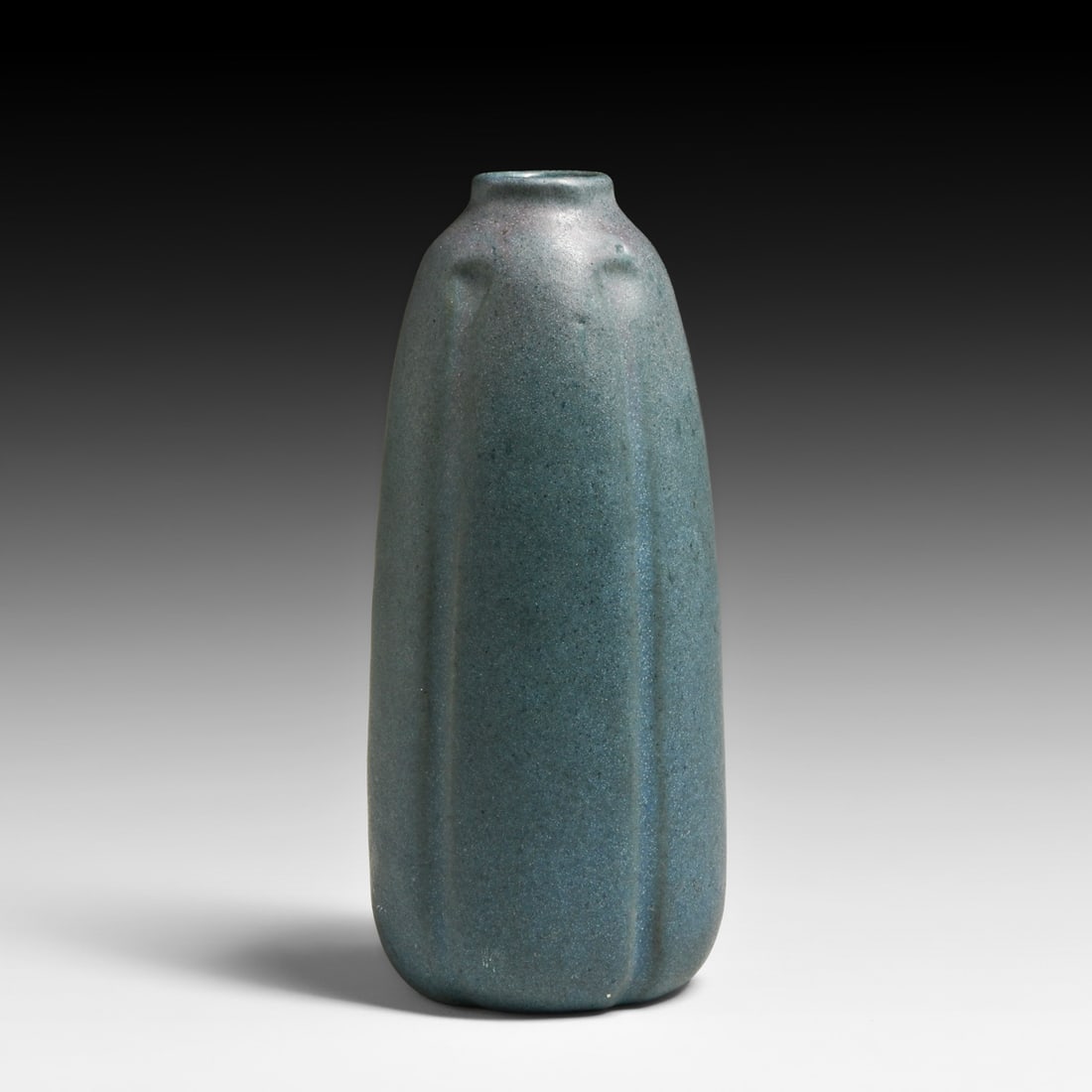 Van Briggle Matte Blue Vase 1911: Van Briggle Matte Blue Vase 1911. Signed. Perfect condition. 6"h x 2.5"d FREE NATIONWIDE SHIPPING Free Nationwide Shipping within the lower 48 states for all purchases at our Two-Day Auction. Smaller
