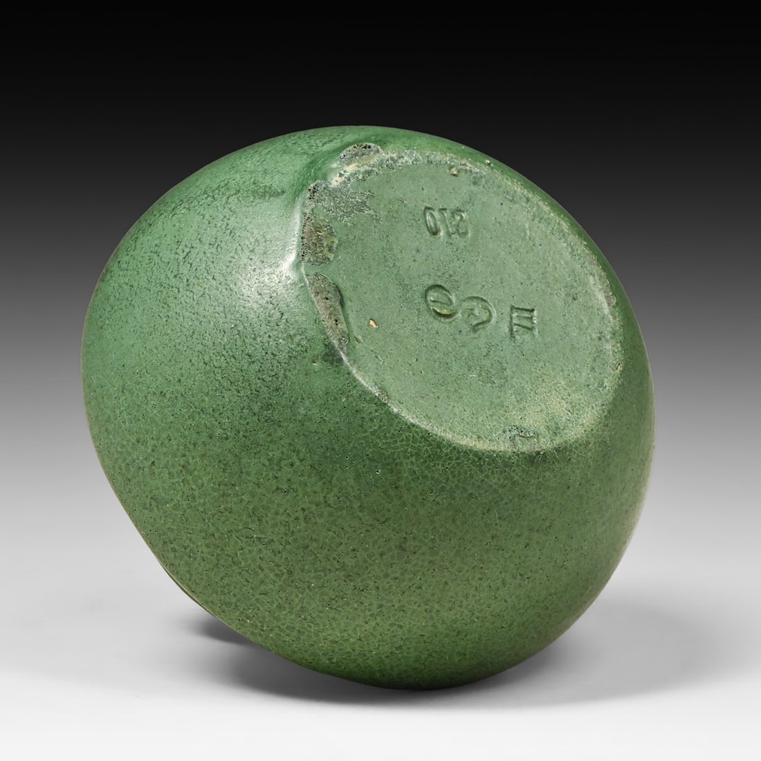Strobl Pottery - Cincinnati Matte Green Vase c1910 - 3