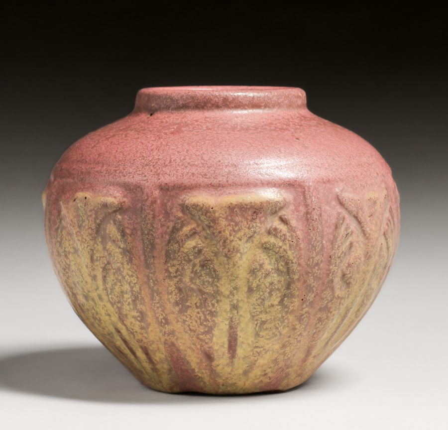 Early Van Briggle Matte Glazed Tulip Vase c1904-1906: Early Van Briggle Matte Glazed Tulip Vase c1904-1906. Marks obscured by heavy glaze. Perfect condition. 5"d x 4.5"h FREE NATIONWIDE SHIPPING Free Nationwide Shipping within the lower 48 states for