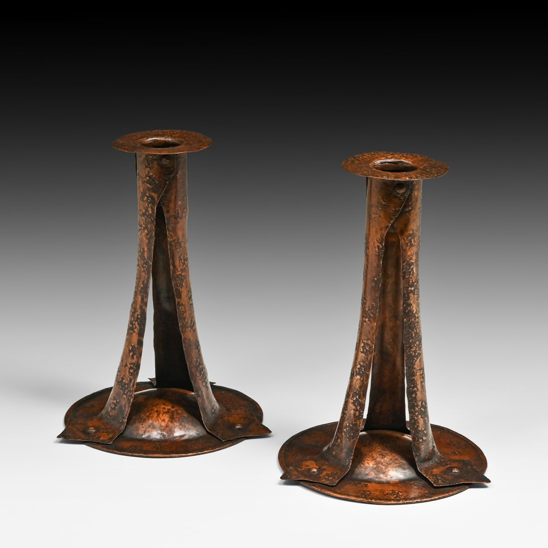 Arts & Crafts Period Hammered Copper Candlesticks c1910s: Arts & Crafts Period Hammered Copper Candlesticks c1910s. Unsigned. Excellent new patina. 7.75"h x 5.5"d FREE NATIONWIDE SHIPPING Free Nationwide Shipping within the lower 48 states for all purchases 