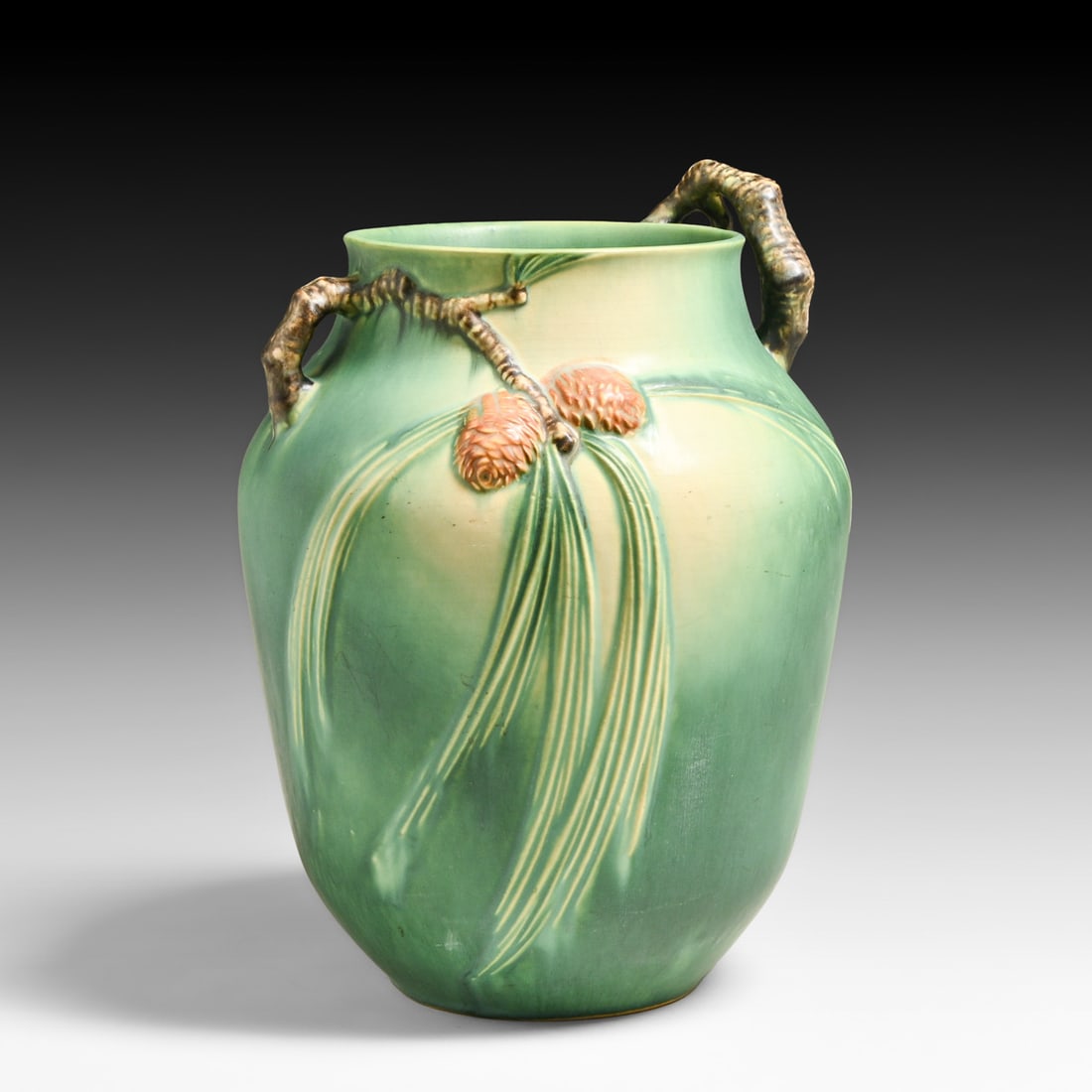 Roseville Pottery Green Pinecone Vase c1930s: Roseville Pottery Green Pinecone Vase c1930s. Signed. Perfect condition. 11.5"h x 9.25"d FREE NATIONWIDE SHIPPING Free Nationwide Shipping within the lower 48 states for all purchases at our Two-Day A