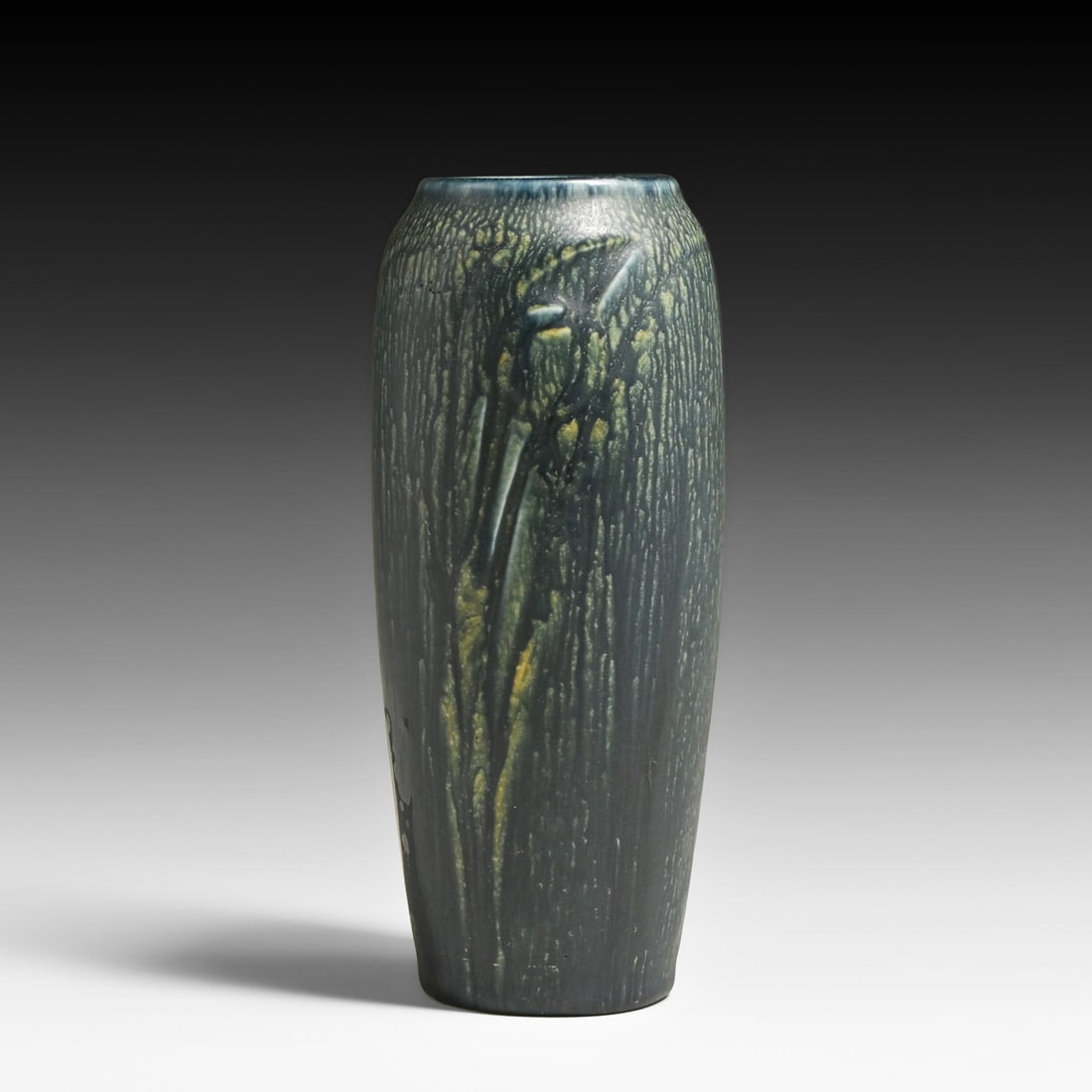Rookwood Pottery #2114 Dark Matte Blue Daffodil Vase c1910s: Rookwood Pottery #2114 Dark Matte Blue Daffodil Vase c1910s. Signed. Perfect condition. 6.75"h x 3"d FREE NATIONWIDE SHIPPING Free Nationwide Shipping within the lower 48 states for all purchases at o