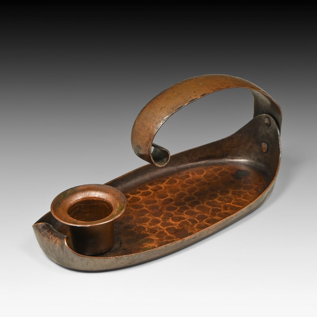 Craftsman Studios - Laguna Beach Hammered Copper Candlestick c1930.: Craftsman Studios - Laguna Beach Hammered Copper Candlestick c1930. Signed. Excellent original patina. 6.25" x 3"w x 3"h FREE NATIONWIDE SHIPPING Free Nationwide Shipping within the lower 48 states