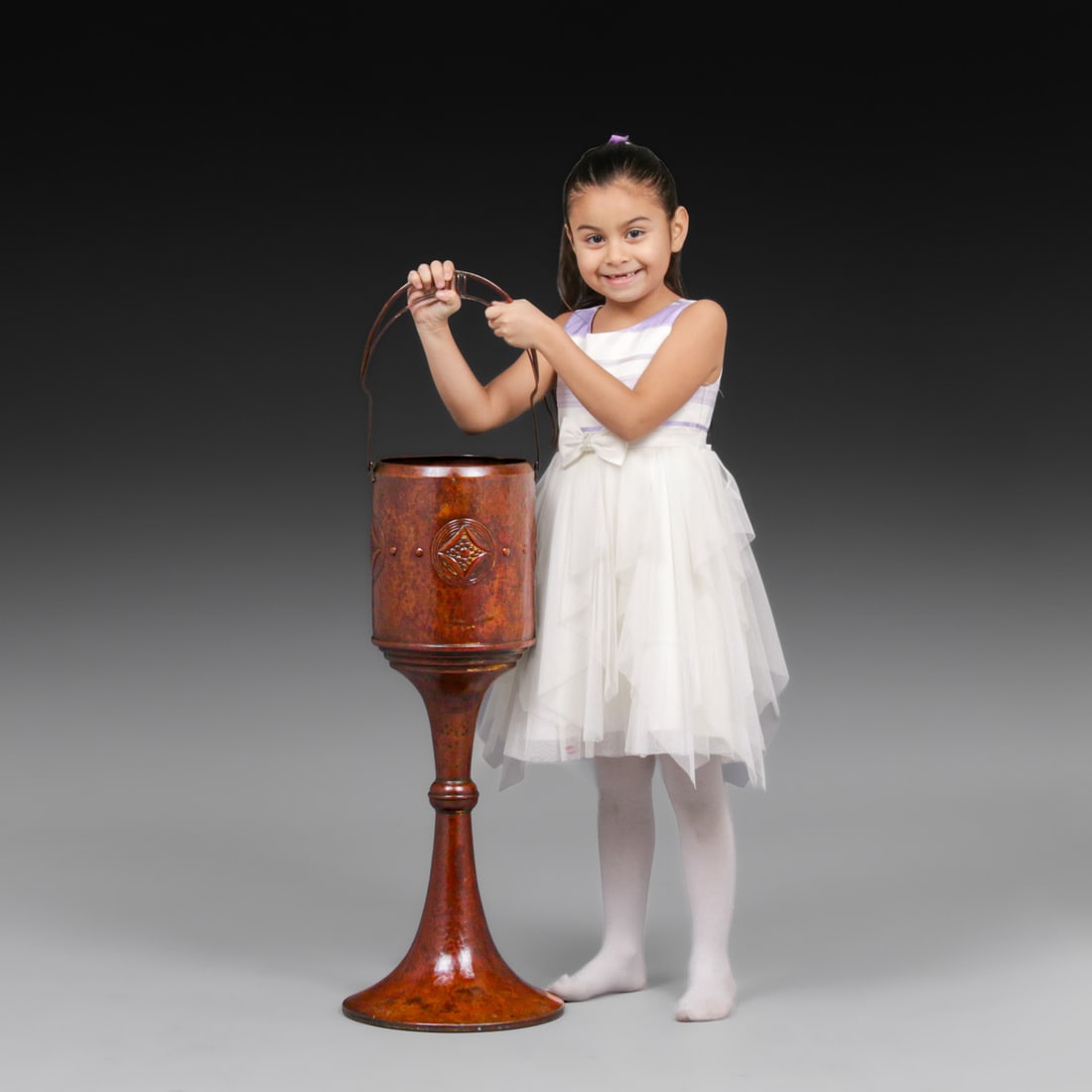 WMF - German Hammered Brass Standing Jardiniere c1905: WMF - German Hammered Brass Standing Jardiniere c1905. Signed. Excellent original patina. Children not included. 28"h (37.5"h with handle) x 9.5"d FREE NATIONWIDE SHIPPING Free Nationwide Shipping wit