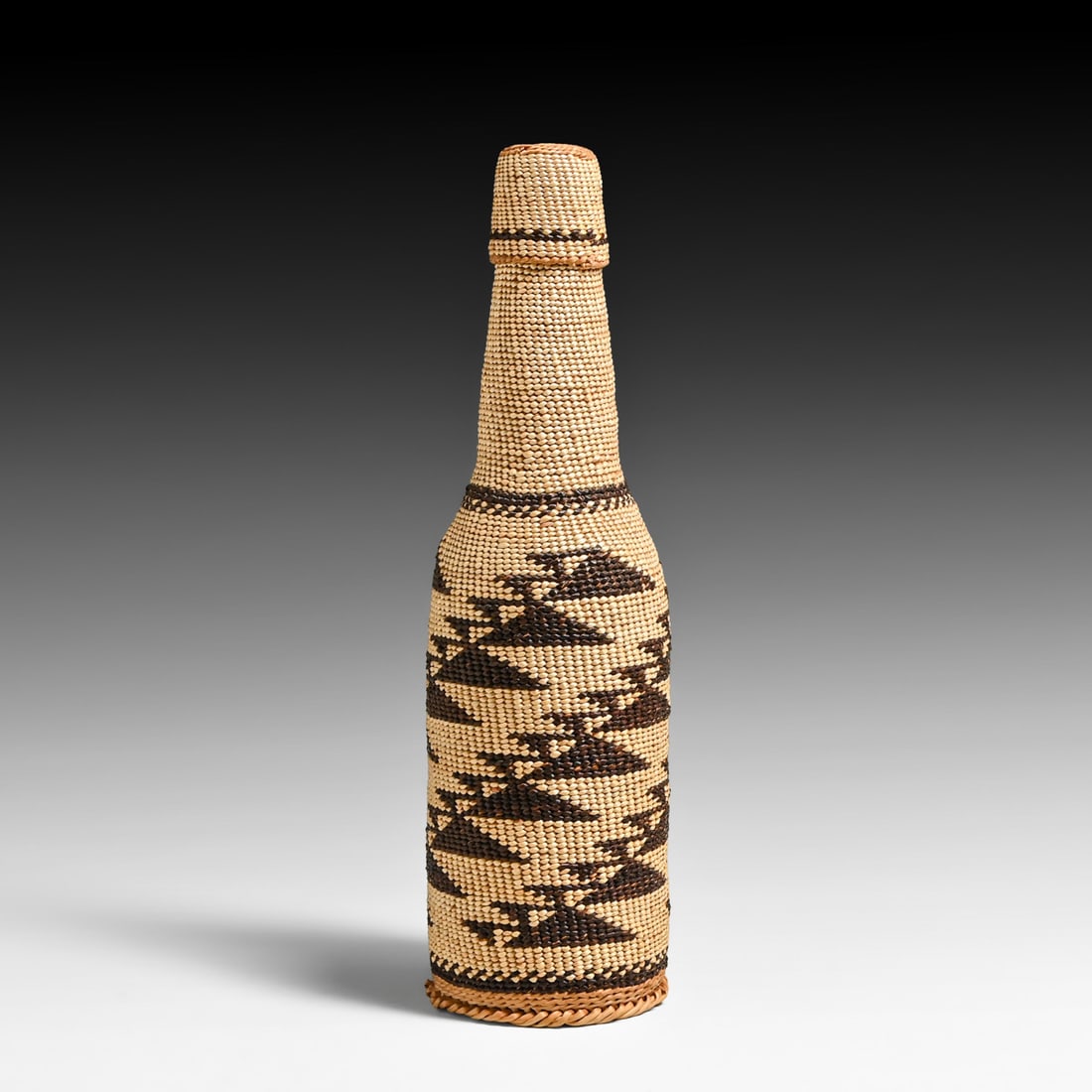Native American - Northern California Pit River Basket-Covered Bottle & Lid c1910 (1 of 5)