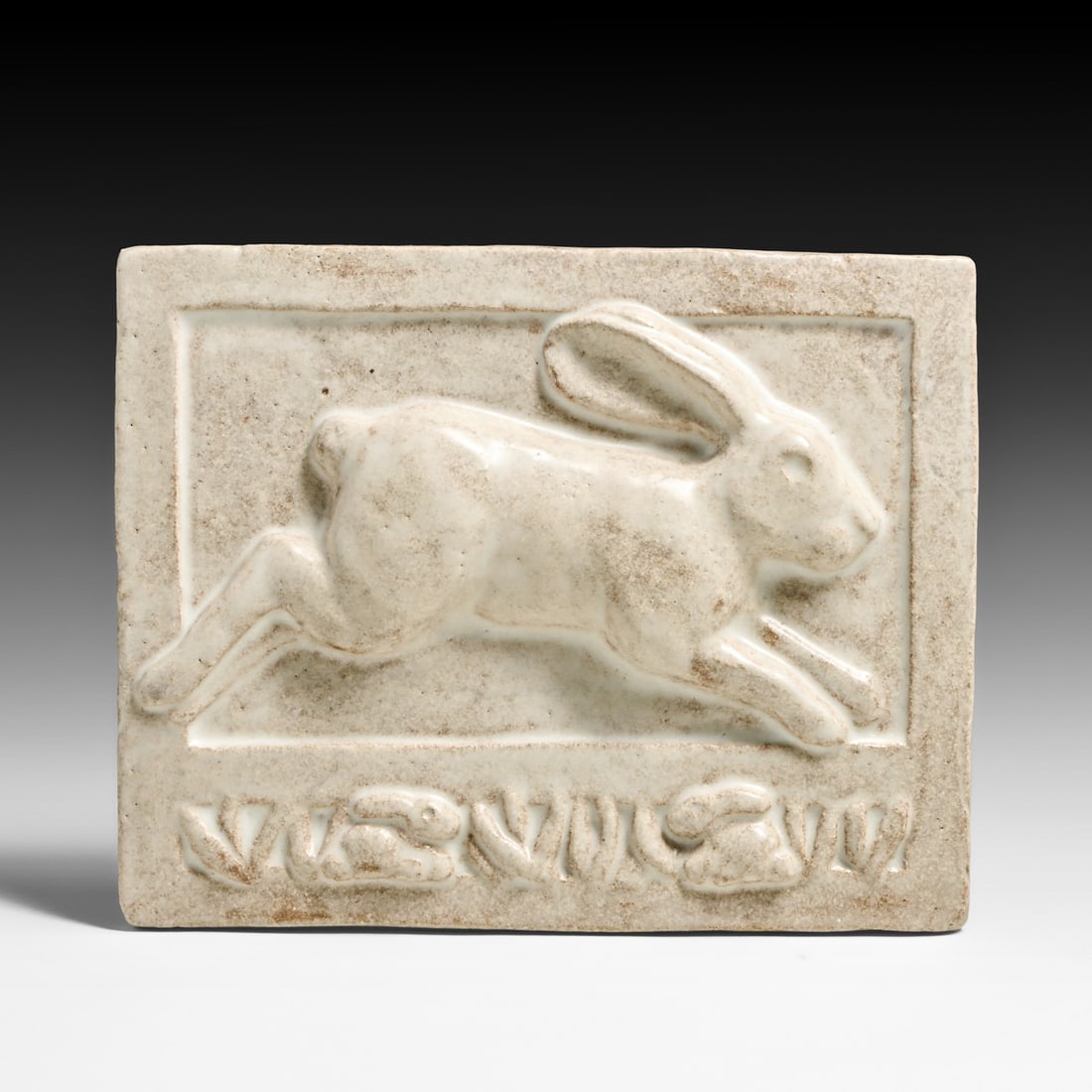 Contemporary Janet Ontko - Fresno, CA Rabbit Tile after 1995: Contemporary Janet Ontko - Fresno, CA Rabbit Tile after 1995. Signed. Perfect condition. 7.25"h x 9.25"w x 1"d FREE NATIONWIDE SHIPPING Free Nationwide Shipping within the lower 48 states for all
