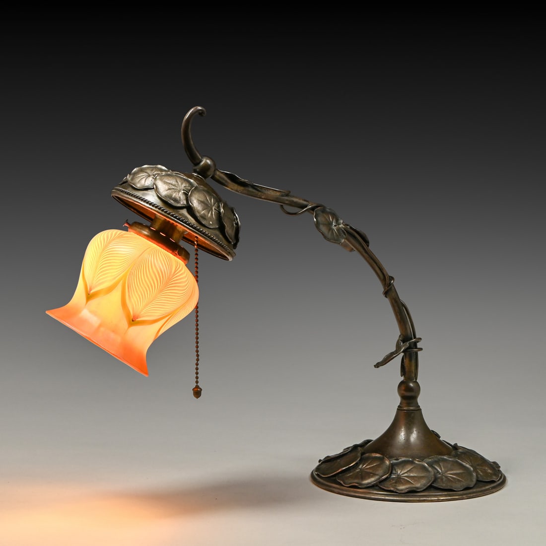 Bradley & Hubbard & Quezal Art Nouveau "Lily Pad" Desk Lamp c1905: Bradley & Hubbard & Quezal Art Nouveau "Lily Pad" Desk Lamp c1905. Only Quezal shade signed. Excellent original patina. 14.75"h x 20"d FREE NATIONWIDE SHIPPING Free Nationwide Shipping within the lowe