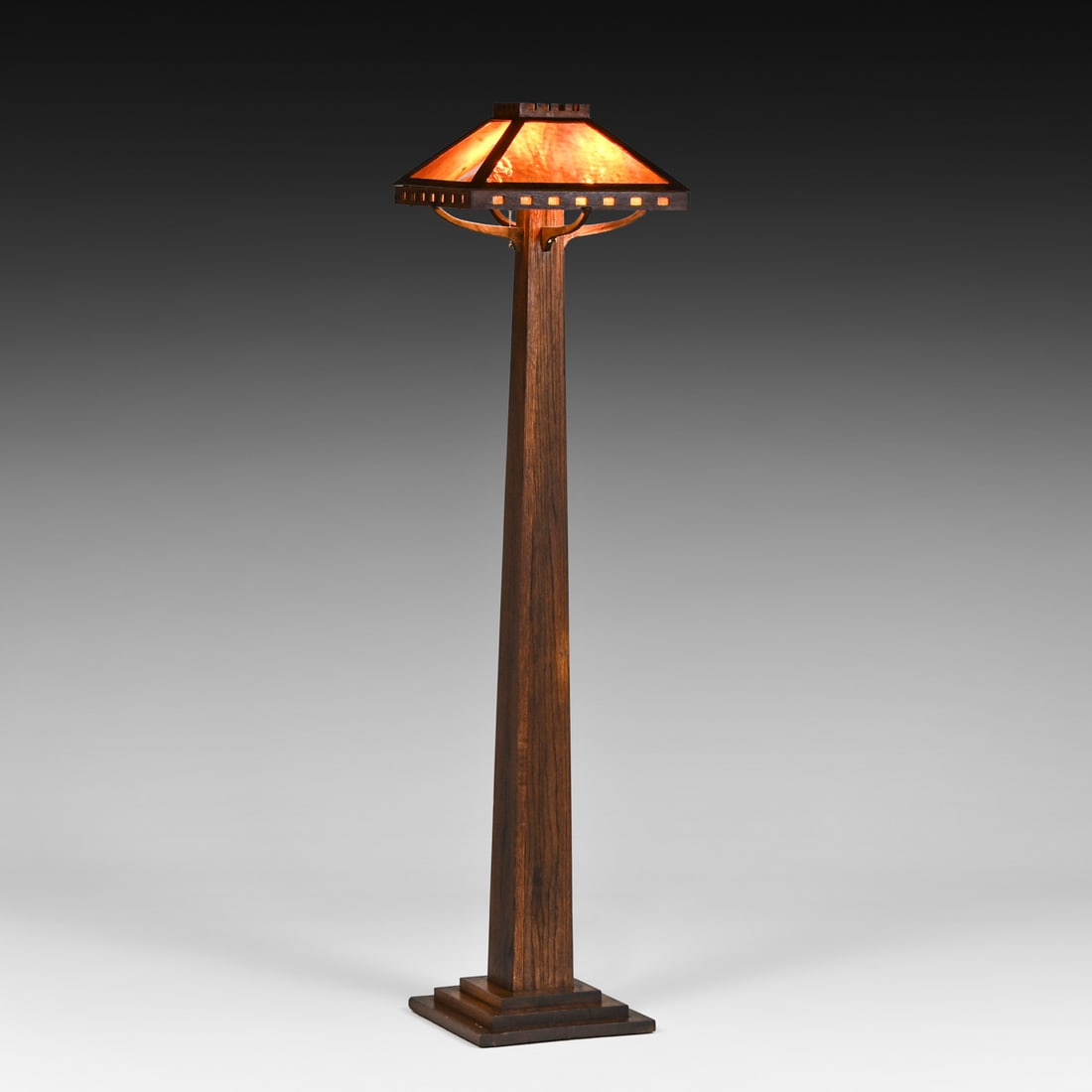 Arts & Crafts Period Architectural Oak & Amber Slag Glass Floor Lamp c1910 (1 of 5)