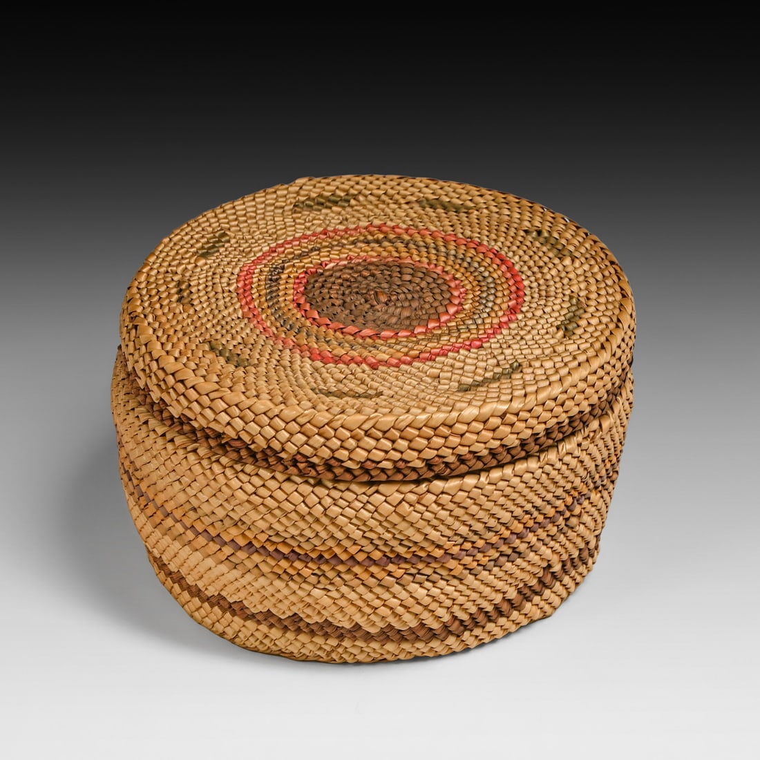 Makah Lidded Sea Grass & Cedar Bark Trinket Basket c1910 (1 of 6)