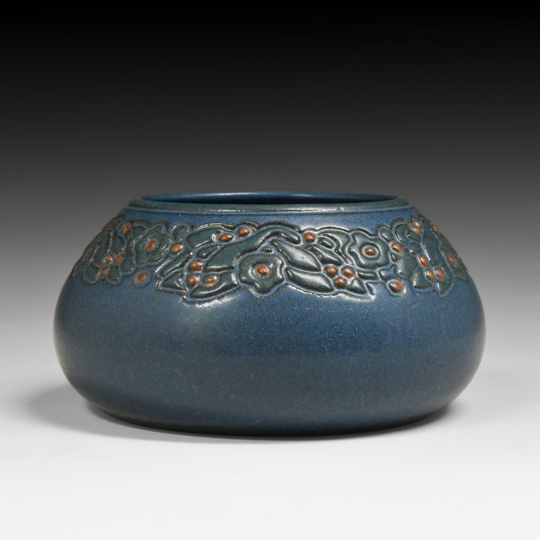 Marblehead Pottery Floral Decorated Bowl c1908-1915 (1 of 4)