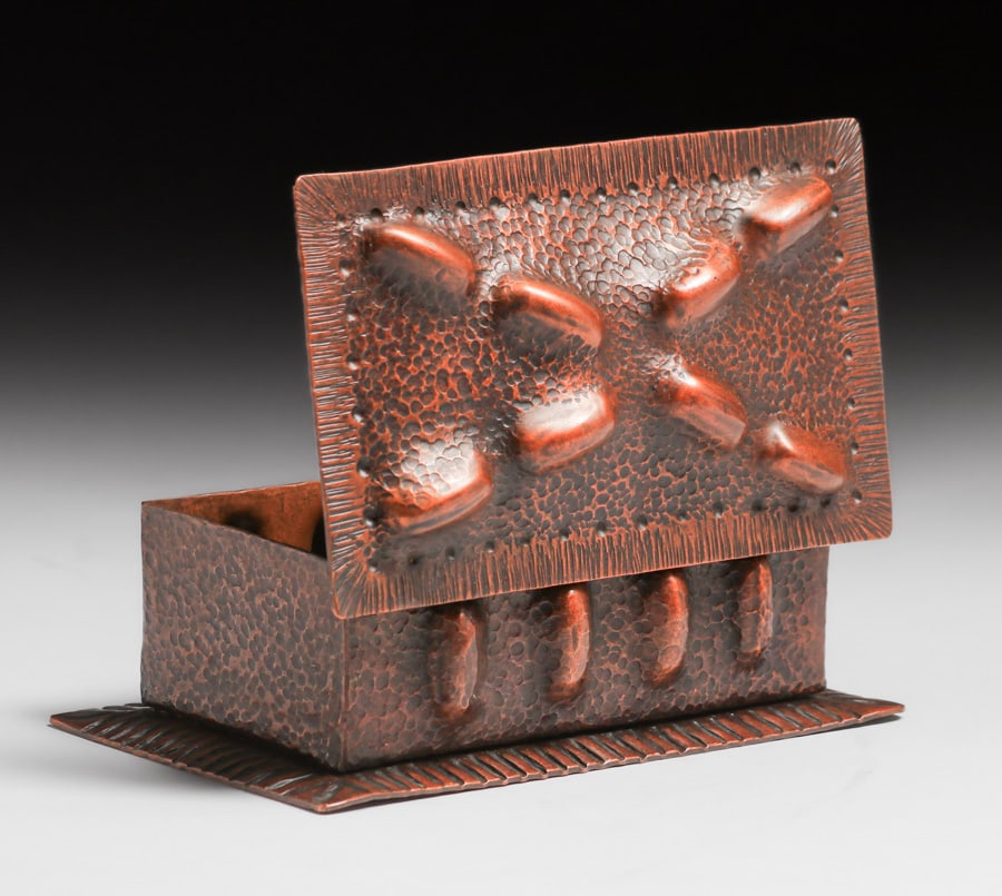 Arts & Crafts Hammered Copper Box c1910s - 2