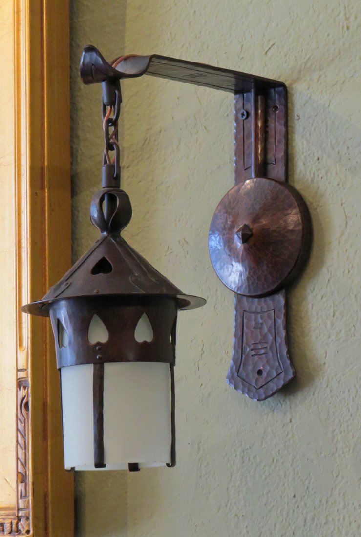 Pr Michael Adams Hammered Copper Heart Sconces: Pr Michael Adams hammere copper Gustav Stickley designed heart cutout sconces. 13"h x 10"depth x 5"d.
