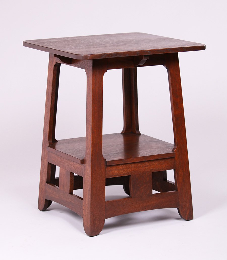 Brooks Cutout Pagoda Lamp Table (1 of 4)
