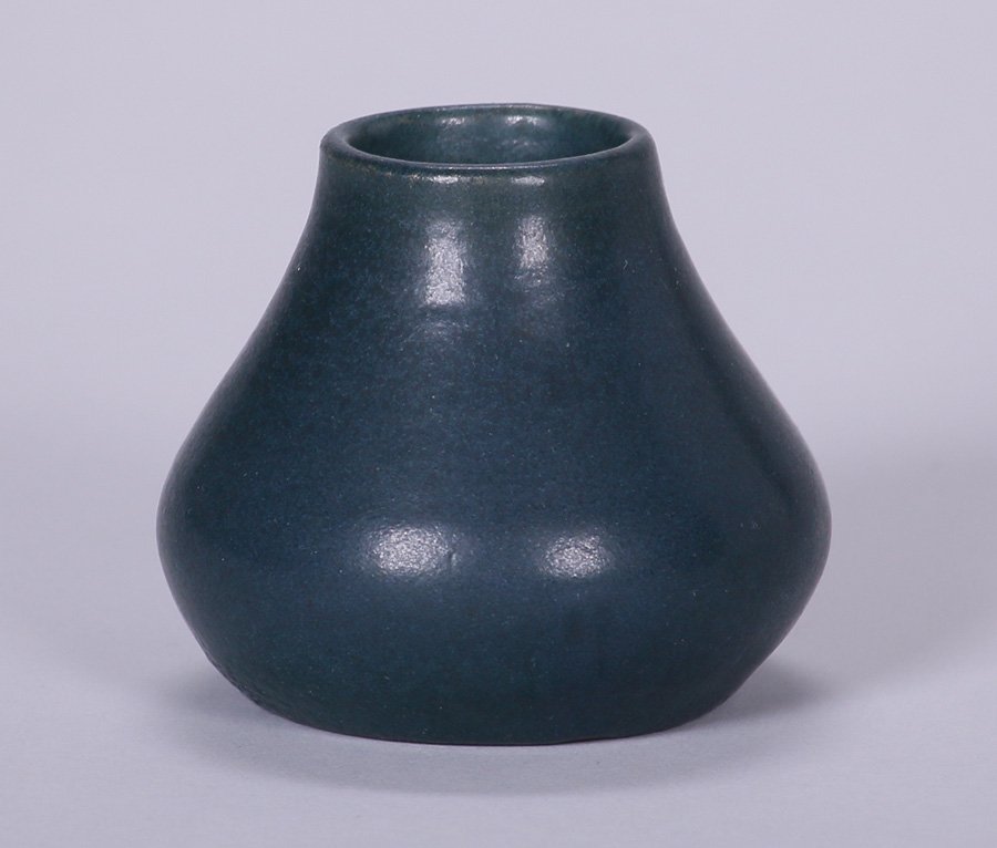 Early Van Briggle 1916 Matte Blue Vase (1 of 4)