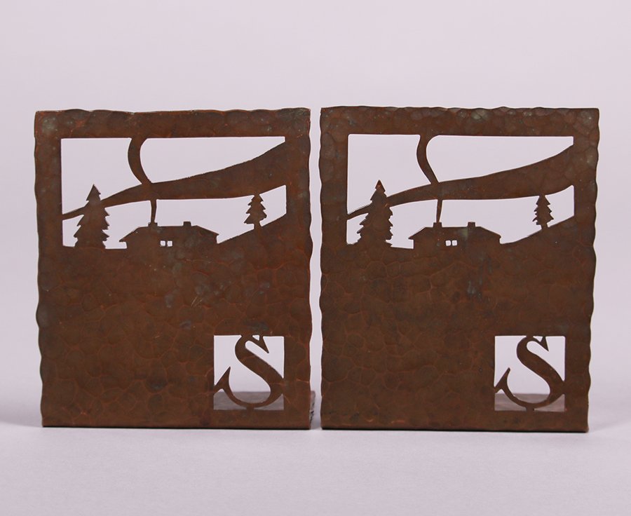 Pair of Arts & Crafts Hammered Copper Bookends (1 of 3)