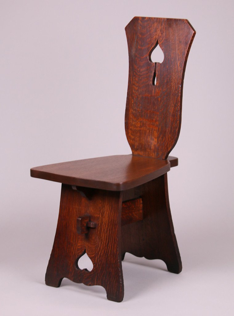 Limbert Spade Cutout Hall Chair (1 of 3)