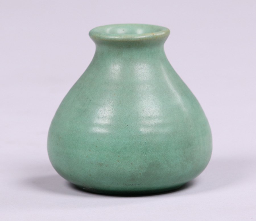 Teco Matte Green Vase (1 of 2)