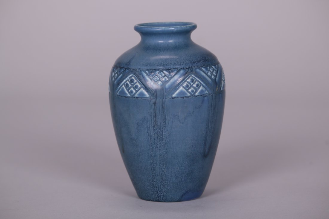 Rookwood Matte Blue Vase c1919 (1 of 4)