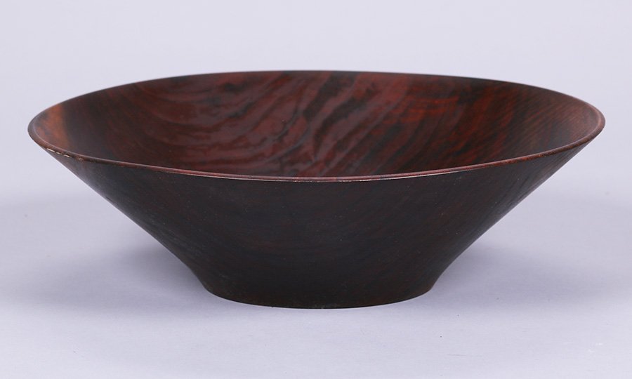 Bob Stocksdale Walnut Bowl 1989 (1 of 4)