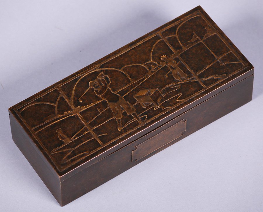 Silvercrest Bronze Golf Box: Silvercrest bronze box with a brass overlay design of people playing golf. Signed. Excellent new patina. 9"w x 3.75"d x 2.25"h. We box and ship ourselves, to keep shipping costs low. We do not use a p