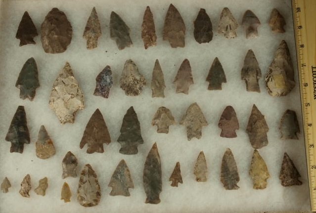 Central Texas 41 points Stermer, Pedernales: Large Group of central Texas Points 41 in total bandy, Pedernales, San Jacintos and others all from the estate of John Koehler personally field collected by Mr. Koehler in 1940's - 1950's. This point 