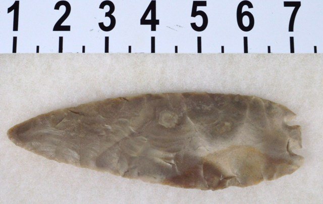 Huge central Texas Edwards Plateau Chert Knife / point: Type: Texas Early Archaic Period 6000 BC Material: Edwards Plateau Chert Length: 6 1/4 inches long Prov