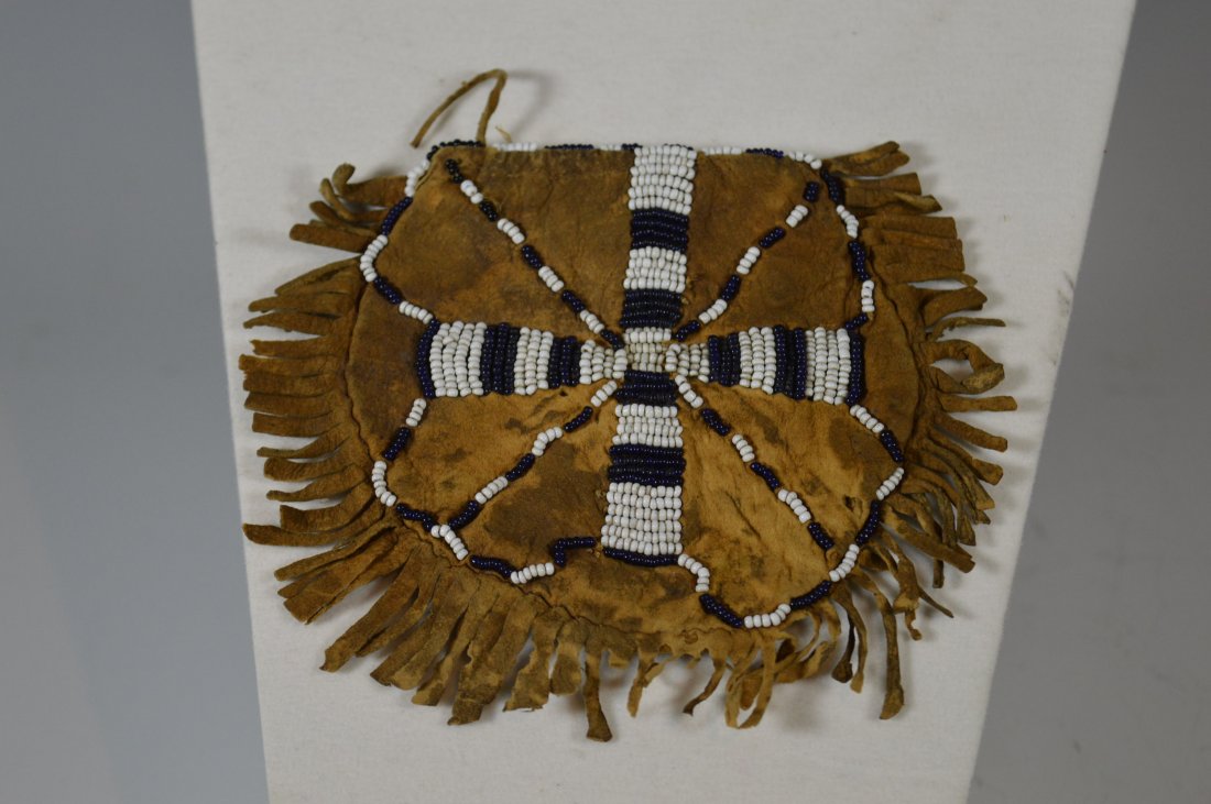 Fringed & Beaded Medicine Pouch, Apache (1 of 4)
