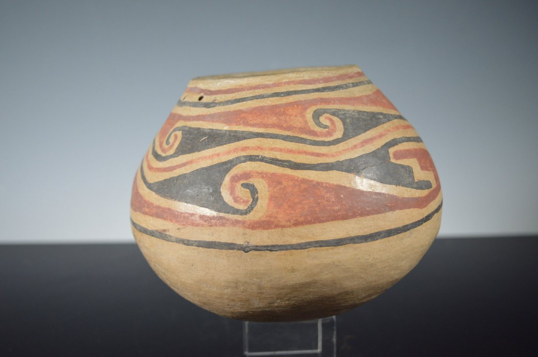 Ancient Casas Grande Polychrome olla (1 of 5)