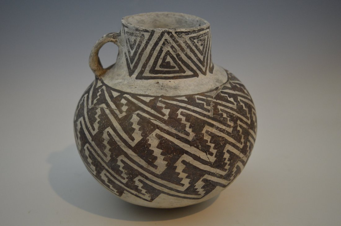 Ancient Anasazi Tularosa Black on White pitcher (1 of 3)