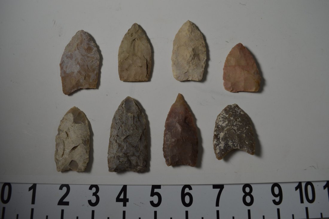 Texas ancient arrowheads 8 points Clovis type ends (1 of 2)