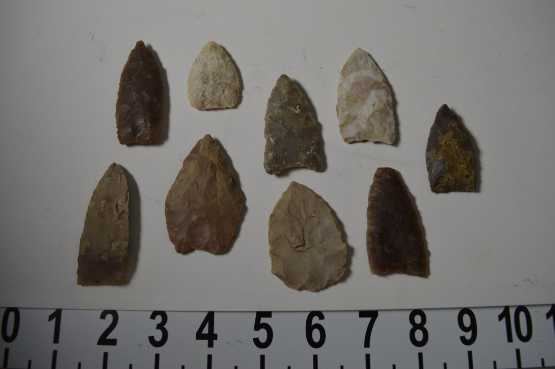 Texas ancient arrowheads 9 points Clovis type ends (1 of 2)