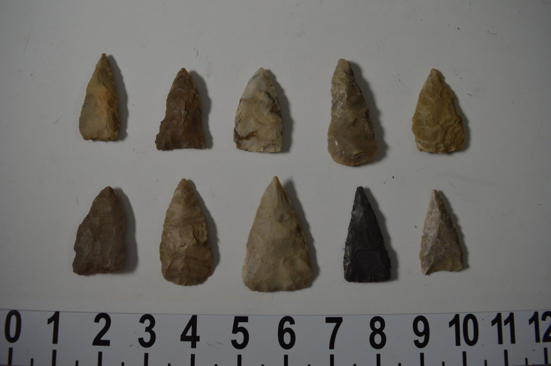 Texas ancient arrowheads 10 triangle knives (1 of 2)