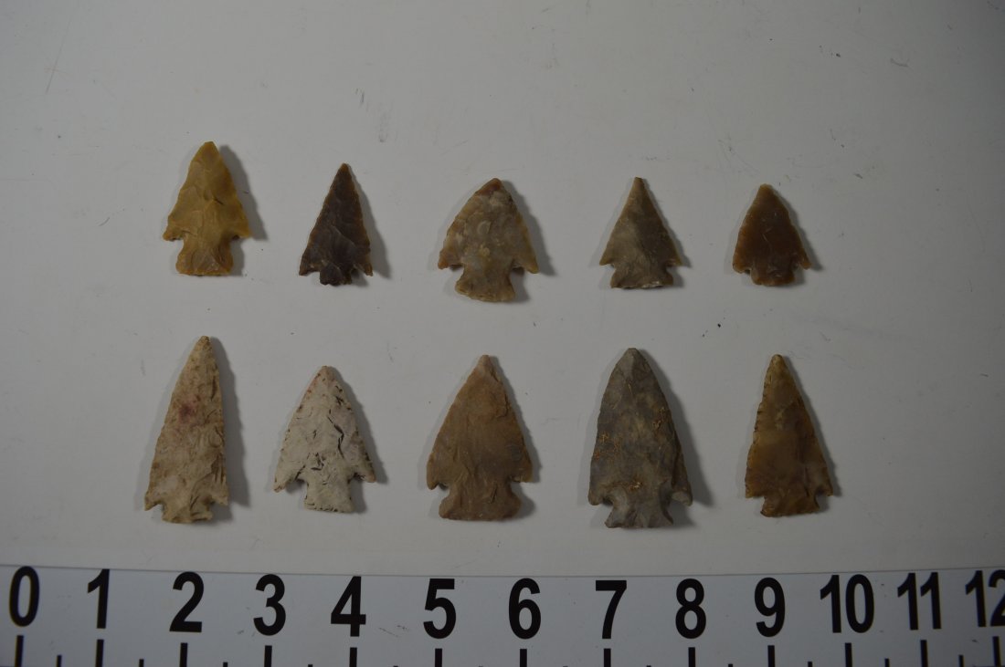 Texas ancient arrowheads 10 extra fine points (1 of 2)