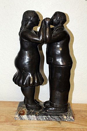 ORIGINAL BRONZE SCULPTURE AFTER ARTIST FERNANDO BOTERO: ORIGINAL BRONZE SCULPTURE AFTER ARTIST FERNANDO BOTERO, BASE: 9"X5", 17.5" TALL, LIMITED EDITION# 3/6