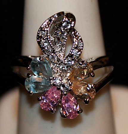Gorgeous Multi Colored Sterling Silver Ring. (573L): Gorgeous Multi Colored Sterling Silver Ring. (573L) Pink, Blue and White Sapphires twt approx. 3cts.