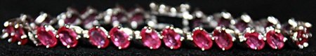 Beautiful Pigeon Blood Rubies Sterling Silver Bracelet.: Beautiful Pigeon Blood Rubies Sterling Silver Bracelet. Natural Gemstones twt approx. 12cts.