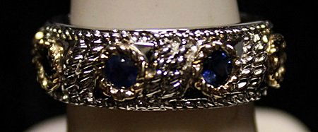 Beautiful Natural Russian Alexandrite Sterling Silver: Beautiful Natural Russian Alexandrite Sterling Silver Ring. Gemstones twt approx. 2cts.