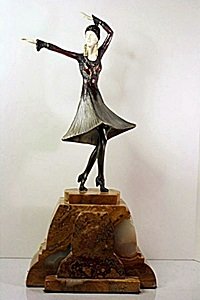Miro - Bronze Sculpture by Chiparus: In our opinion a work from the artist’s model, originating in his circle and cast during his lifetime or shortly thereafter, in the manner of Chiparus, bronze sculpture, Miro. Base bearing the signa