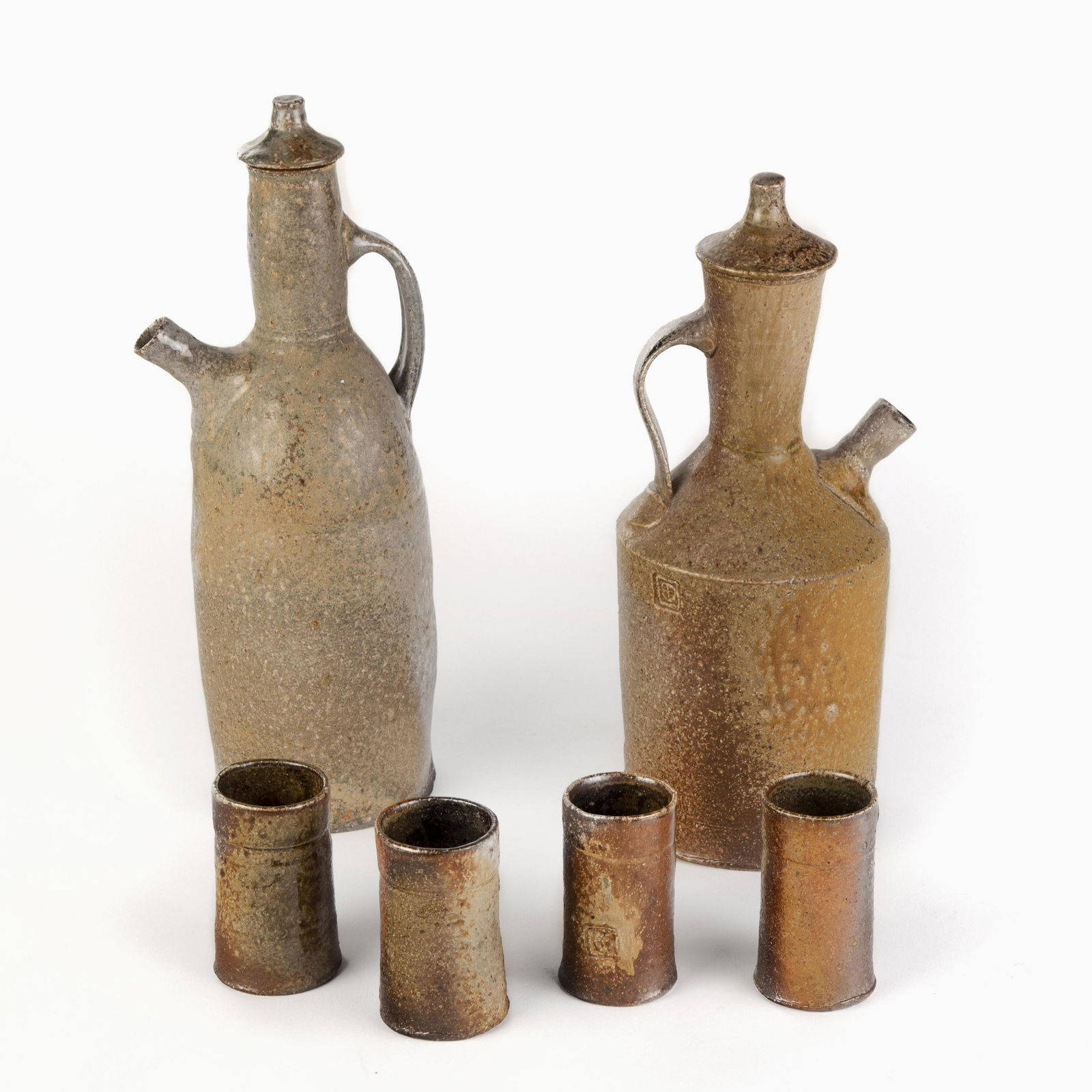 Barbara Diduk, Coffee Pot and Tea Pot with Four Cups (1 of 7)